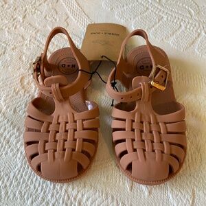 Toddler size 9 Jelly Sandals *NEW*